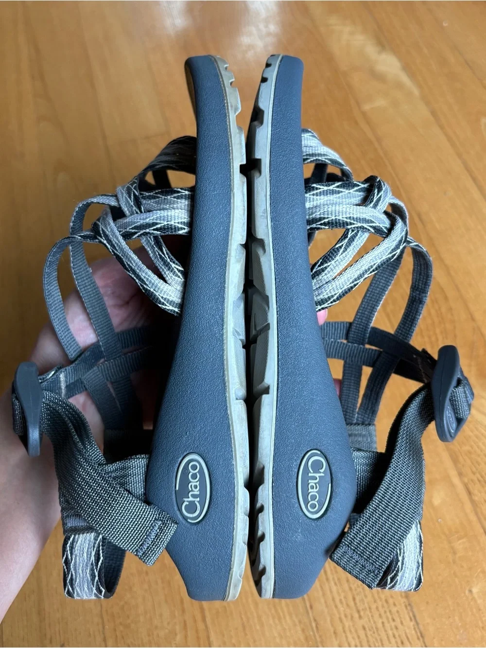 Chaco Women's ZX/2 Classic Sandals Gray Black White Double Strap Toe Loop Size 6